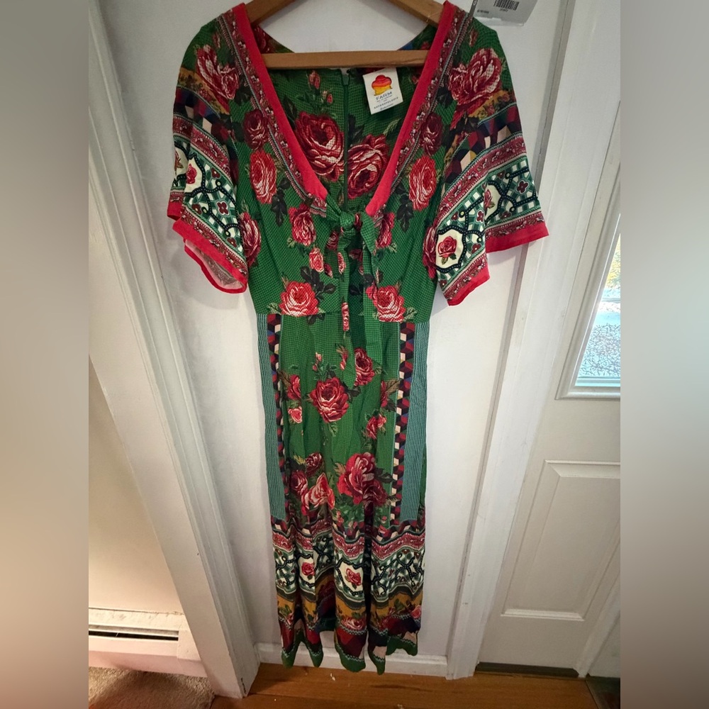 Farm Rio XS petite bolero maxi dress w/one noted flaw in the back. Priced 2 sell - Picture 2 of 15